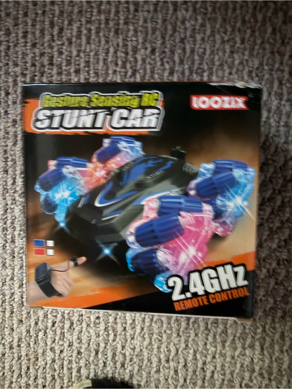 LOOZIX 2.4GHz Gesture Sensing Stunt Car - Black with LED Wheels